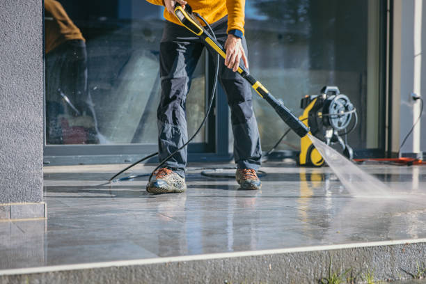 Best Commercial Building Pressure Washing  in Crescent City, CA