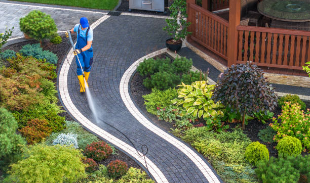 Best Sidewalk Pressure Washing  in Crescent City, CA